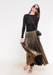 BCBG Max Azria (35 фото): сукні та інший одяг, сумки та аксесуари від бренду