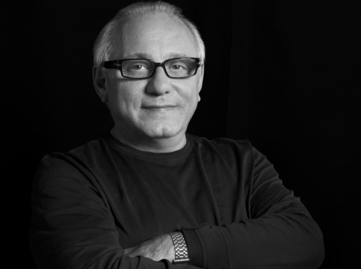 BCBG Max Azria (35 фото): сукні та інший одяг, сумки та аксесуари від бренду