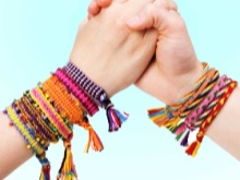 Браслети дружби (60 фото): моделі friendship для друзів і подруг, парні best friends