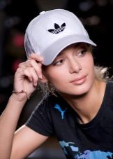 Брендові бейсболки (57 фото): фірмові кепки New era, Nike Air Jordan, Ralph Lauren