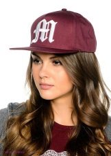 Брендові бейсболки (57 фото): фірмові кепки New era, Nike Air Jordan, Ralph Lauren