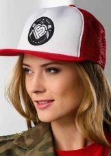 Брендові бейсболки (57 фото): фірмові кепки New era, Nike Air Jordan, Ralph Lauren