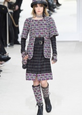 Чоботи Chanel (35 фото): зимові жіночі моделі з ланцюгами і іншим декором