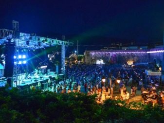 Чорногорія в липні (47 фото): погода і активний відпочинок в Чорногорії в літньому місяці. Клімат у горах