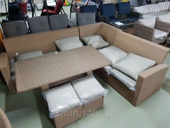 Дивани-трансформери для малогабаритної квартири (49 фото): кращі моделі для маленької кімнати, огляд кутових, прямих і модульних канапок, їх механізми трансформації та розміри