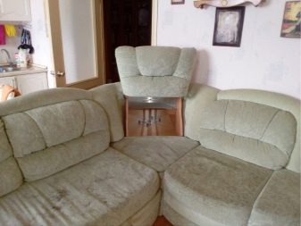 Дивани з баром (50 фото): кутові і прямі дивани з барною стійкою і міні-баром в кутку, барний диван-трансформер з підсвічуванням і інші моделі