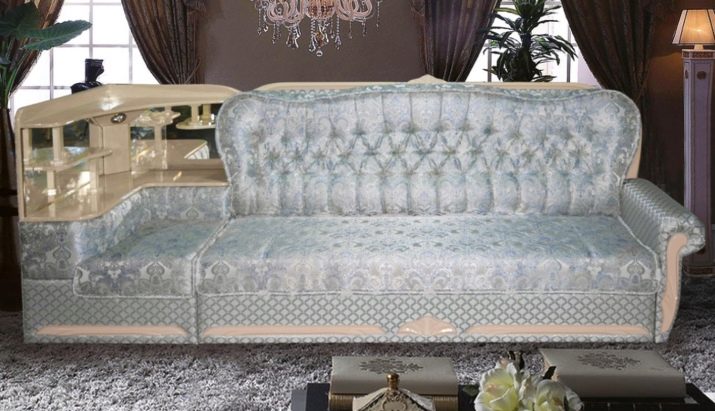 Дивани з баром (50 фото): кутові і прямі дивани з барною стійкою і міні-баром в кутку, барний диван-трансформер з підсвічуванням і інші моделі