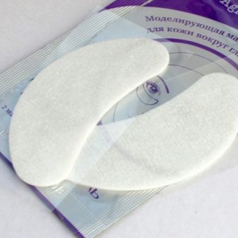 Для чого потрібні патчі під очі? Що це таке? Навіщо потрібні золоті та інші патчі?