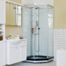 Душові кабіни IDO: фінські кабіни Showerama 90х90, прямокутні та інші кабіни з Фінляндії. Їх переваги і недоліки