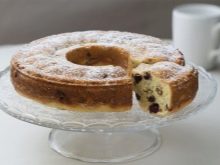Форми для кексів (26 фото): металеві прямокутні формочки для випічки, одноразові форми для випікання капкейків і мафінів, інші варіанти