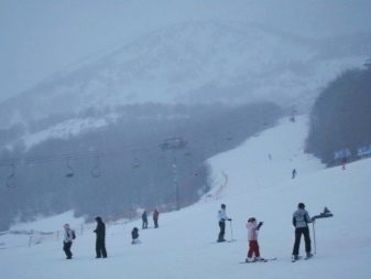 Гірськолижні курорти Чорногорії: список кращих великих лижних курортів. Особливості відпочинку на гірських лижах