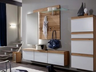 Глянцеві передпокої: білі модульні вітальні в коридор з глянцевими фасадами, чорна меблі та інші моделі