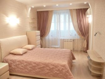 Комбіновані штори двох кольорів для спальні (44 фото): як скомбінувати двоколірні штори з вуалі і органзи? Інші варіанти