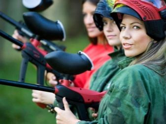 Корпоративні подарунки на 8 Березня: ідеї подарунків для колег, партнерів і клієнтів, особливості вибору