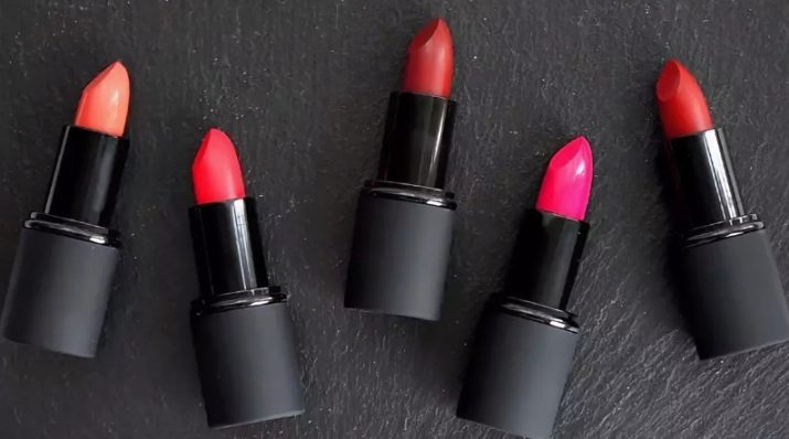 Косметика Sleek MakeUP: історія фірми. Плюси і мінуси продукції. Огляд асортименту
