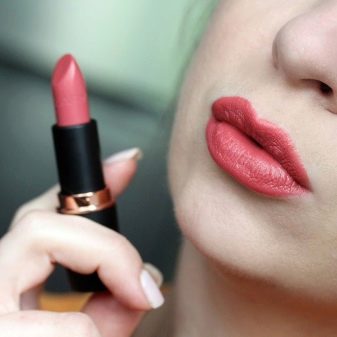Косметика Stellary: хто виробник? Особливості декоративної та іншої косметики. Відгуки про фірму