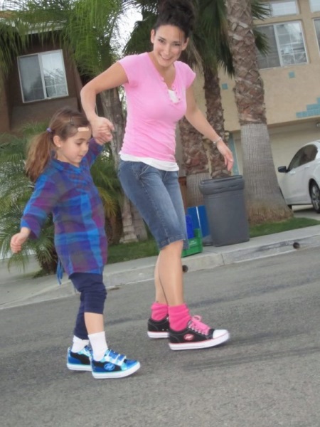 Кросівки Heelys (49 фото): Bolt Plus x2 і інші моделі, відгуки про Хіліс
