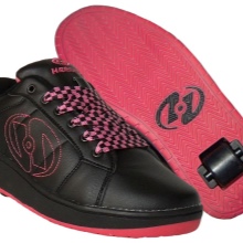 Кросівки Heelys (49 фото): Bolt Plus x2 і інші моделі, відгуки про Хіліс