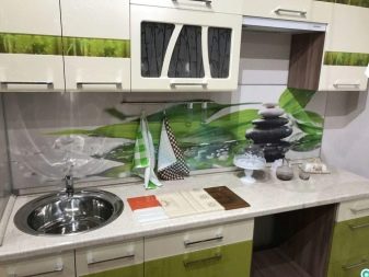 Кухонні фартухи Albico (36 фото): вибираємо панелі для кухні з МДФ та пластику, дизайн готових фартухів для стін з серії «Фрукти і лід»