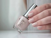 Лак для нігтів OPI: палітра кольорів. Особливості лаків Nail Lacquer і Infinite Shine Gel Effect. Переваги і недоліки