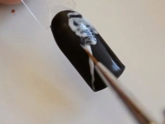 Манікюр з розводами (35 фото): дизайн нігтів з ефектом диму