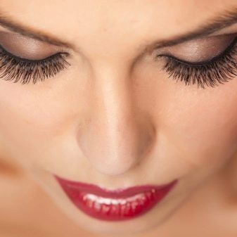 Rimmel: огляд, плюси і мінуси косметики. Хто виробник?