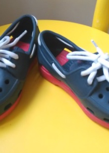 Сандалі Crocs (35 фото): жіночі моделі дитячих кроксов, босоніжки