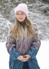 Шапка з товстої пряжі (89 фото): жіночі зимові шапки з товстих ниток, з відворотом, англійської гумкою