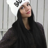 Шапки з написами (52 фото): з текстом vogue, meow, swag, boy, black, Росія, homies, сірі моделі і кольору
