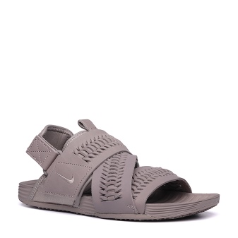 Шльопанці Nike (57 фото): жіночі шльопанці “Найк”, моделі Solarsoft slide, сандалі, які робляться ляпанцями