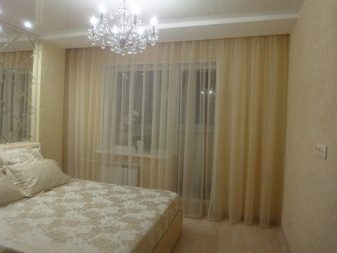 Штори в бежеву спальню (33 фото): шпалери бежевого кольору і штори коричневих тонів, інші ідеї