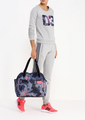 Спортивні сумки Adidas (52 фото): жіночі моделі для спорту, особливості і переваги