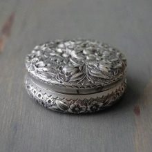 Стерлінгове срібло з Китаю: що це таке? Особливості китайського срібла 925 проби, огляд срібних виробів