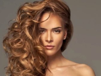 Світлий шатен (49 фото): золотисті світлі шатенки, коричневий і фіолетовий, фіолетовий і інші відтінки кольору волосся