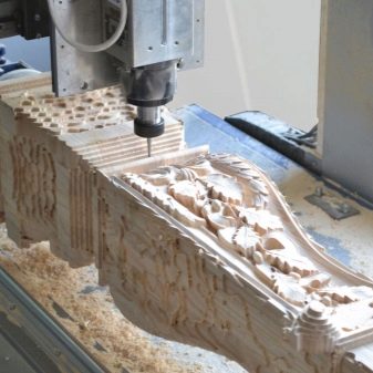 Верстат для різьби по дереву: деревообробні 3D-моделі з ЧПУ, ручні та інші верстати для різьблених виробів і для художнього різьблення, виготовлення саморобного інструменту