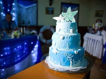 Весільний торт в синьому кольорі (34 фото): кондитерський виріб на весілля з трояндами в синіх тонах