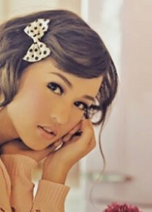 Як прибрати чубок, якщо вона коротка? 55 фото Як можна красиво заколювати чубок при відрощування?