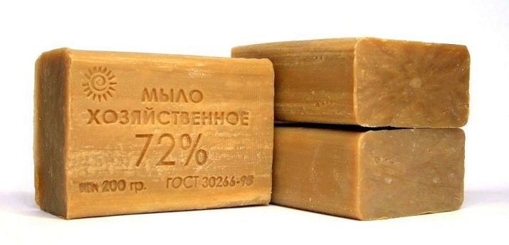 Як відіпрати жирну пляму на джинсах? 20 фото Як прибрати і чим швидко видалити жир з джинсової тканини в домашніх умовах
