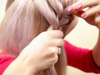 Як заплести дві косички з боків самій собі? Як навчитися красиво заплітати 2 об’ємні коси зверху самостійно?