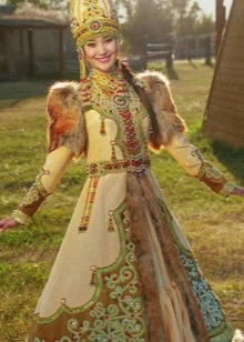 Якутська національний костюм (фото 48): традиційні вбрання якутів, моделі для дівчинки якутяночки і жіночі