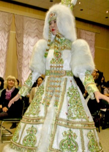Якутська національний костюм (фото 48): традиційні вбрання якутів, моделі для дівчинки якутяночки і жіночі
