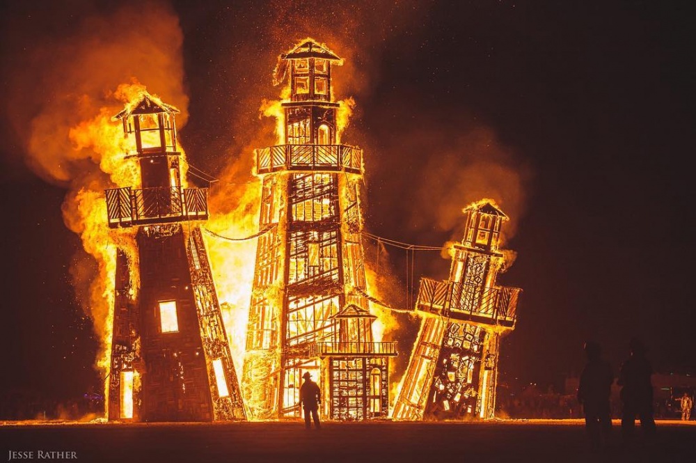 16 фотографій з божевільного свята мистецтва Burning Man 2016