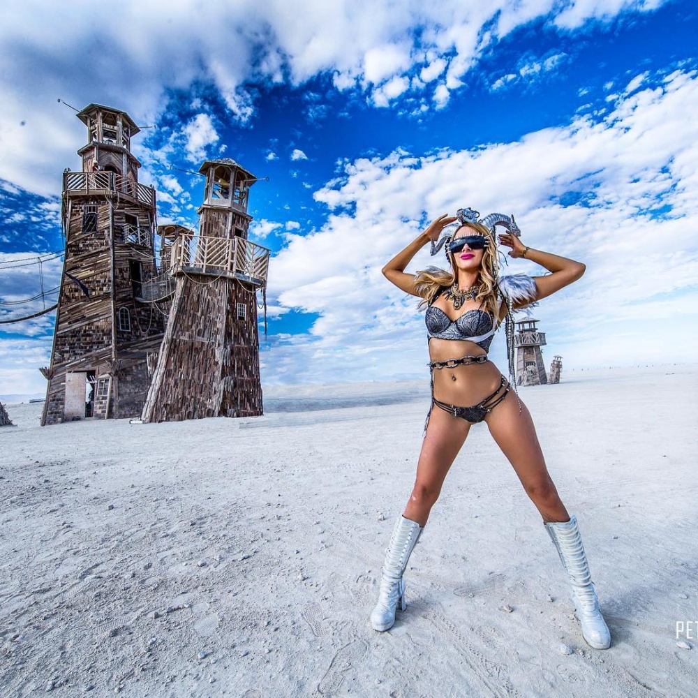 16 фотографій з божевільного свята мистецтва Burning Man 2016