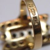 750 проба золота (35 фото): що це таке? Золото білого і кольору. Відмінності від 585 проби, склад і щільність золота