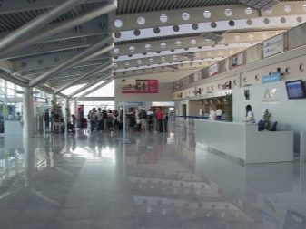 Аеропорти Чорногорії: назви міжнародних аеропортів прильоту, список аеропортів ближче до моря