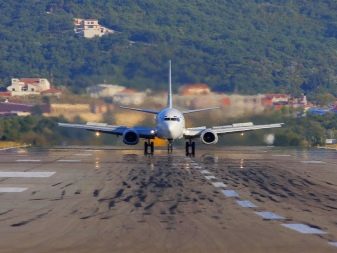Аеропорти Чорногорії: назви міжнародних аеропортів прильоту, список аеропортів ближче до моря