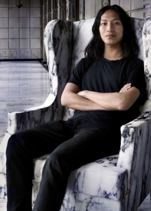 Alexander Wang (114 фото): сумки і одяг, колекція Adidas Originals від Олександра Ванга, кросівки, кеди, босоніжки і рюкзаки