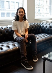 Alexander Wang (114 фото): сумки і одяг, колекція Adidas Originals від Олександра Ванга, кросівки, кеди, босоніжки і рюкзаки