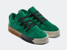 Alexander Wang (114 фото): сумки і одяг, колекція Adidas Originals від Олександра Ванга, кросівки, кеди, босоніжки і рюкзаки