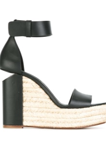 Alexander Wang (114 фото): сумки і одяг, колекція Adidas Originals від Олександра Ванга, кросівки, кеди, босоніжки і рюкзаки
